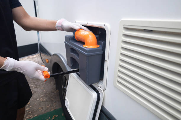 Best Emergency porta potty rental  in Tulare, CA